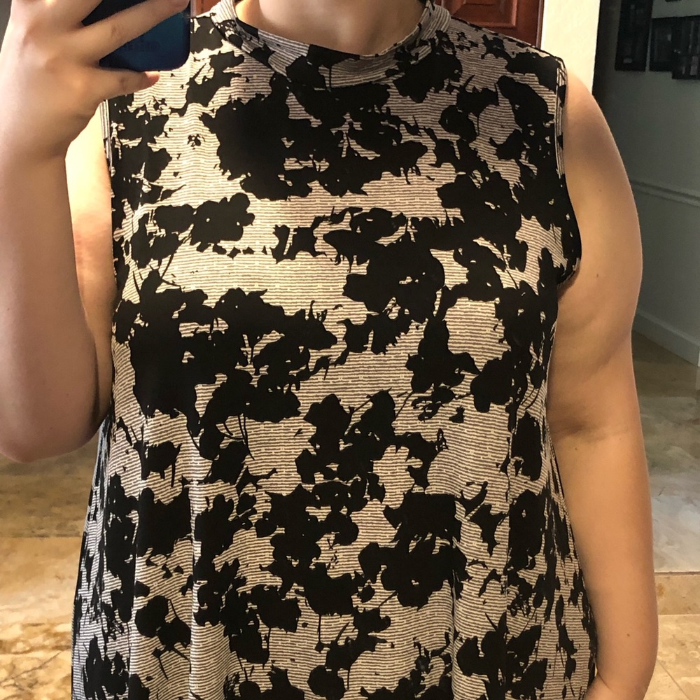 Plus Size Mock Neck Floral Blouse 2X